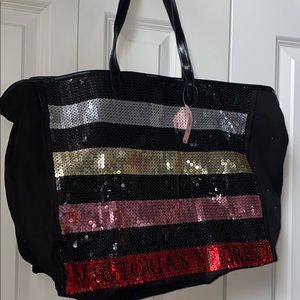 NEVER USED, Victoria’s Secret Tote, with tags!!
